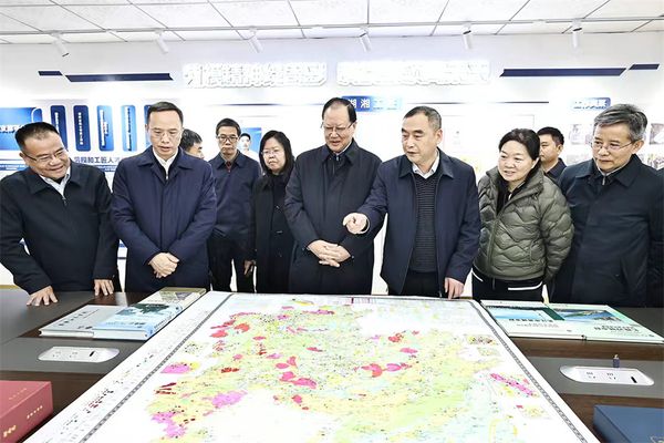 ëΰ����ʡ����Ժ����